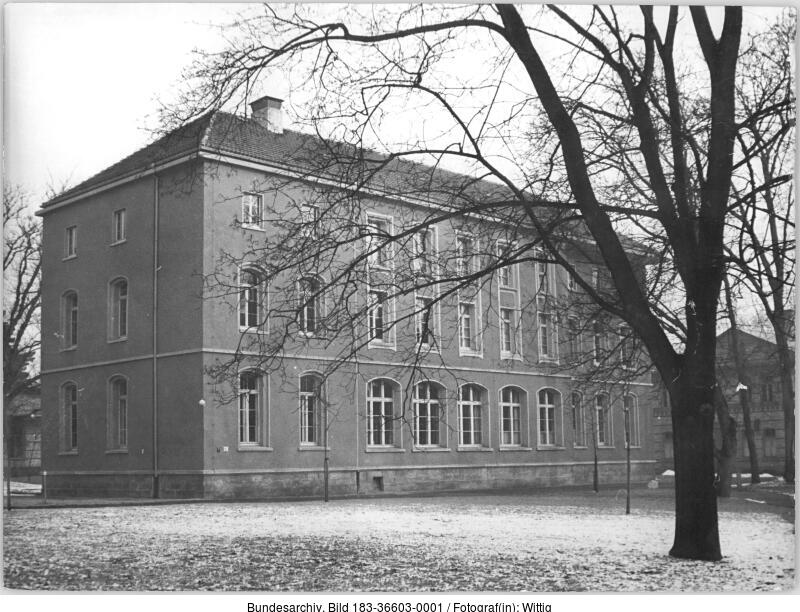 Erfurt, Medizinische Akademie, März 1956. Quelle: Bundesarchiv.