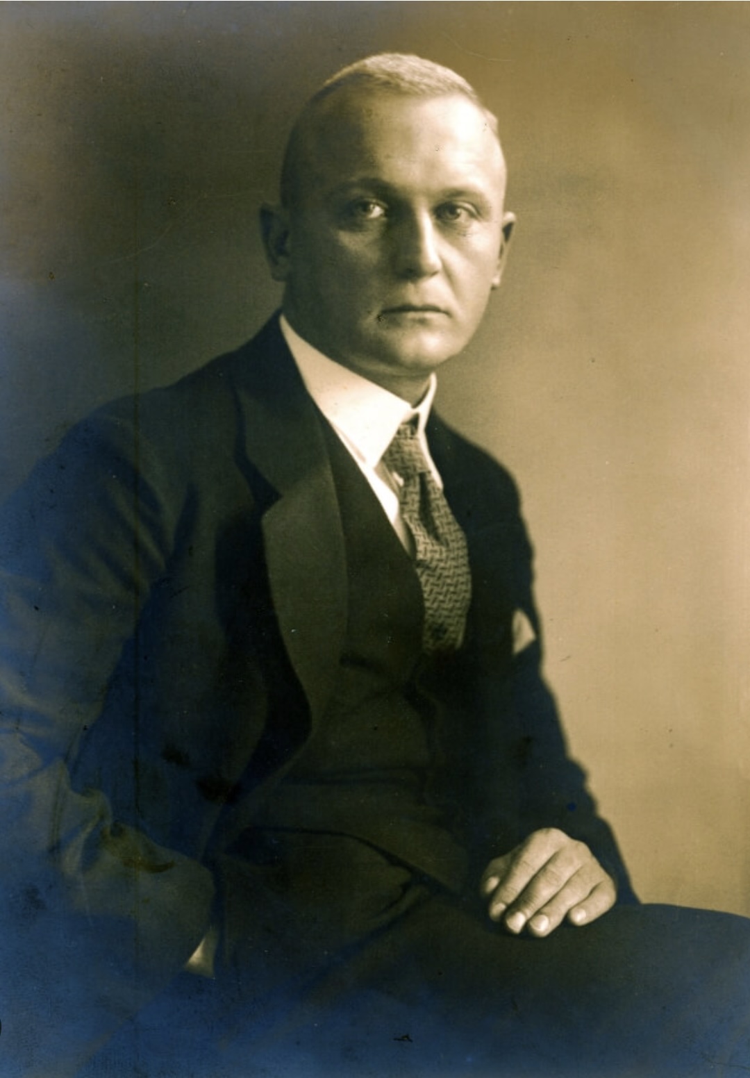 Hermann Nobbe (undatiert). Quelle: https://stadt.bodetal.de/stadt-ortsteile/namhafte-menschen-der-stadt-thale.