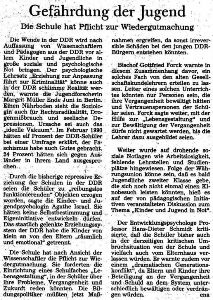 Gefährdung der Jugend, Neue Zeit, 07.07.1990, ena. © Alle Rechte vorbehalten. Frankfurter Allgemeine Zeitung GmbH, Frankfurt. Zur Verfügung gestellt vom Frankfurter Allgemeine Archiv.
